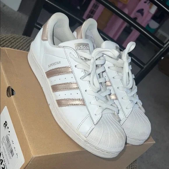 adidas gazelle silver green womens adidas Women's Grand Court Lo Shoes, Crystal White/Cyber Metallic/Gum / 5.5 main image 0
